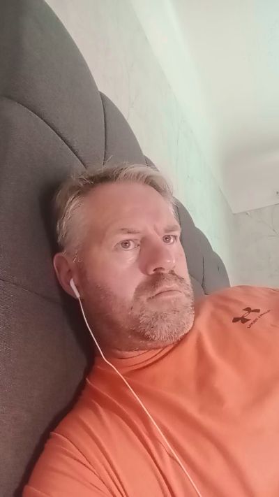 jonnyx5 live cam on Cam4