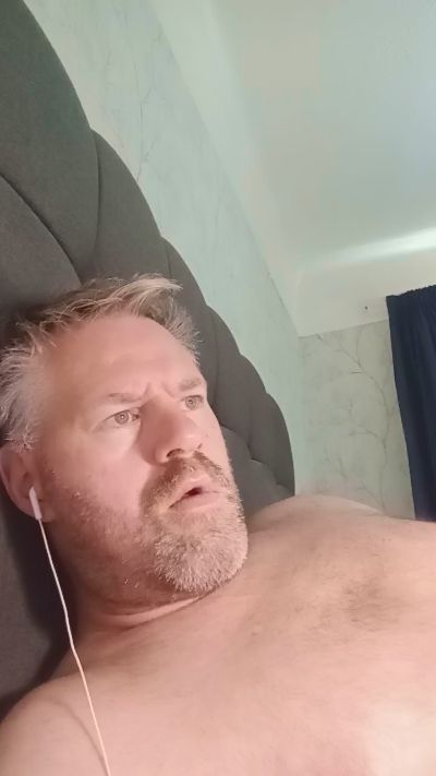 jonnyx5 live cam on Cam4