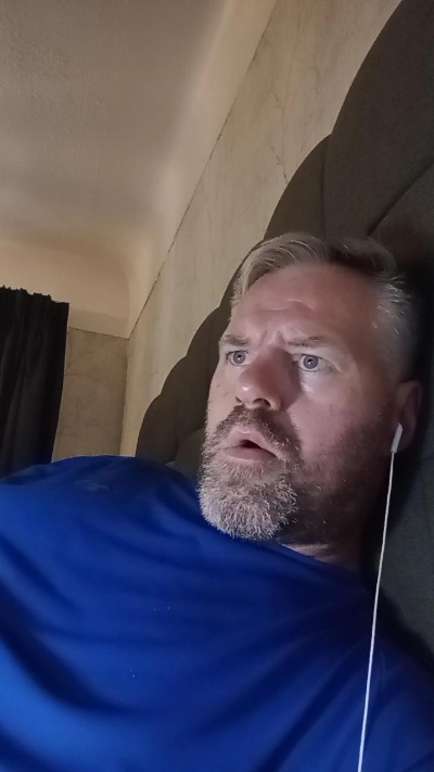 jonnyx5 live cam on Cam4