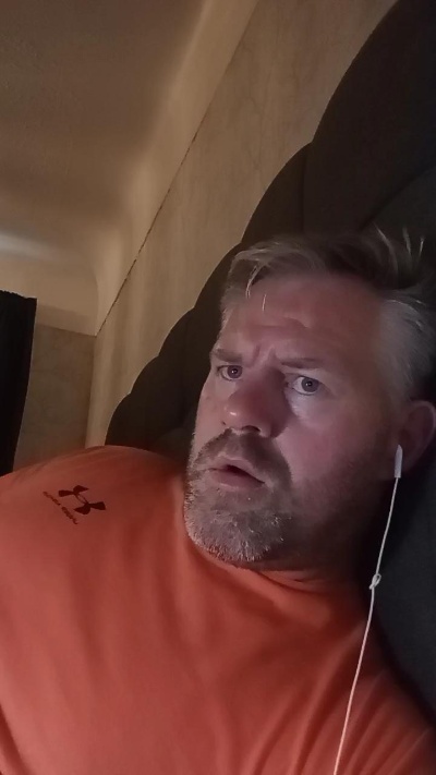 jonnyx5 live cam on Cam4
