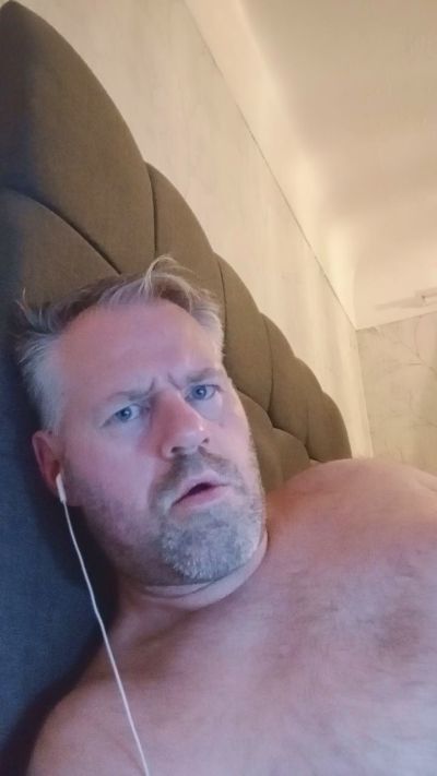 jonnyx5 live cam on Cam4