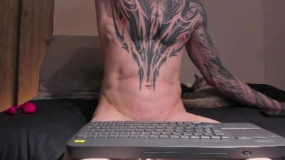 jonusme live cam on Cam4