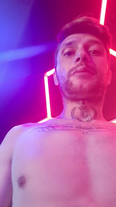 jose6371 live cam on Cam4