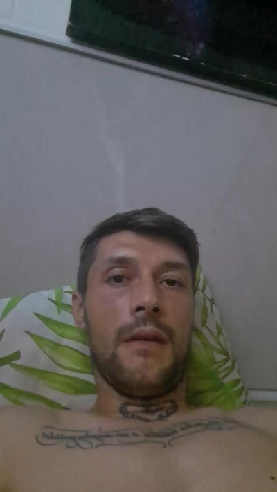 jose6371 live cam on Cam4