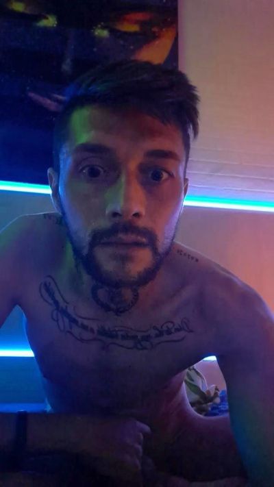 jose6371 live cam on Cam4
