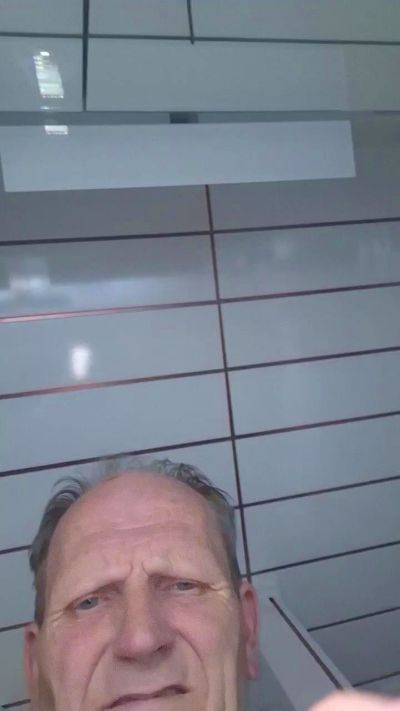 josef040663 live cam on Cam4