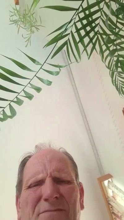 josef040663 live cam on Cam4