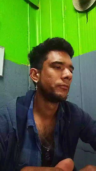 josegha28 live cam on Cam4