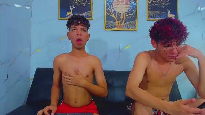 josetwin_group1 live cam on Cam4
