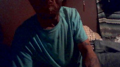 joshweird6990 live cam on Cam4