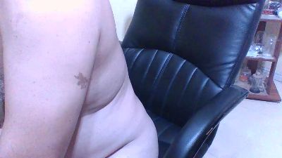 josuearrecho live cam on Cam4