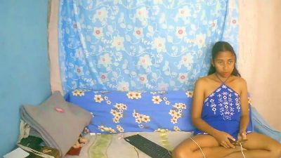 jouannah2 live cam on Cam4