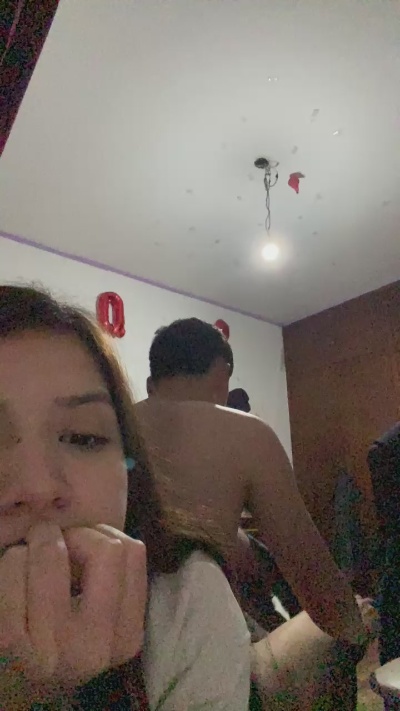 jovencitoshot20 live cam on Cam4