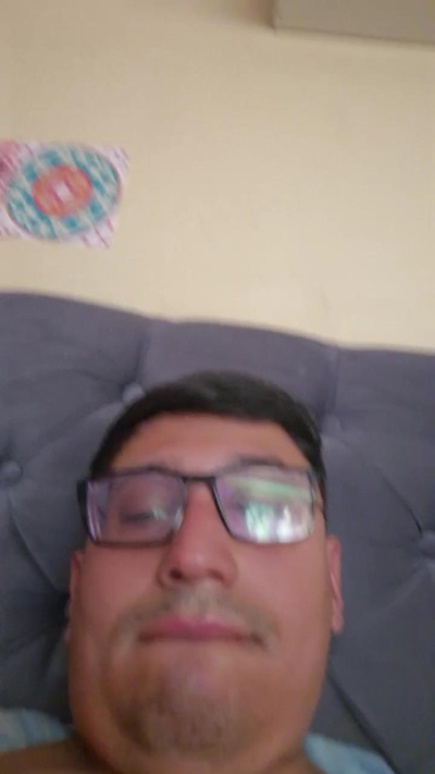 jovenhot243 live cam on Cam4