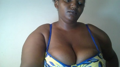 joyieh9 live cam on Cam4