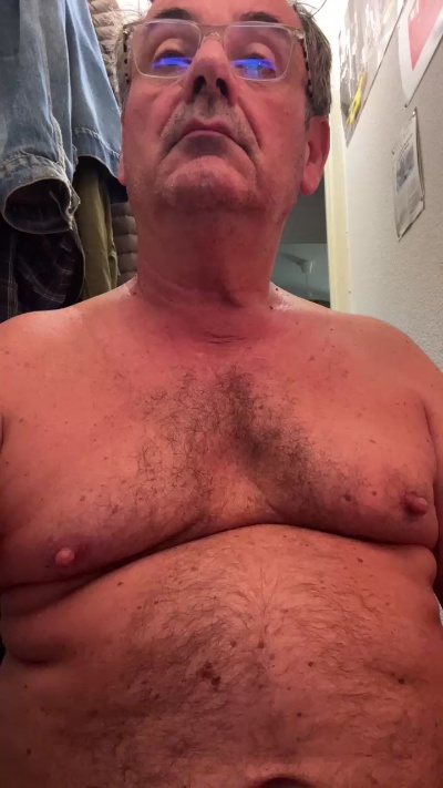 jp33740 live cam on Cam4