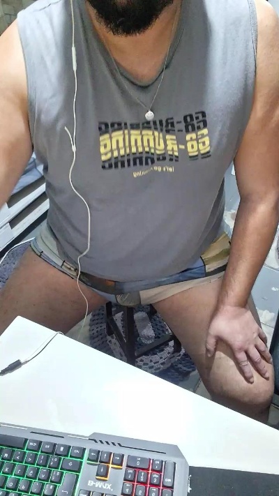 jpbr400 live cam on Cam4