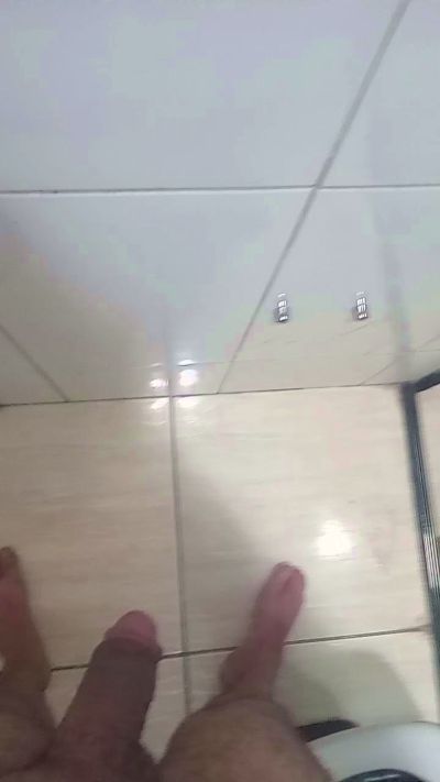 jpoliveira400 live cam on Cam4