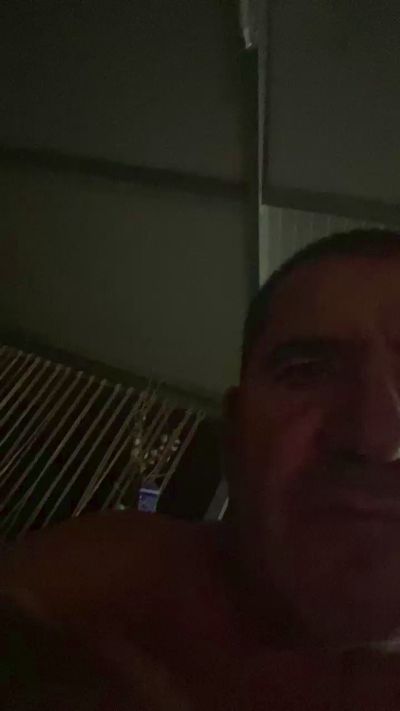 juan6588 live cam on Cam4