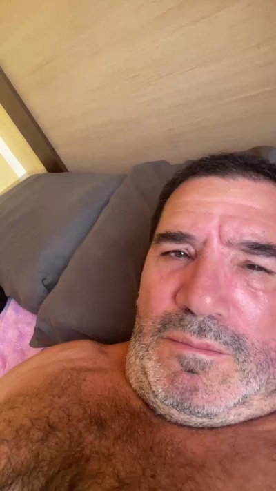 juan6588 live cam on Cam4