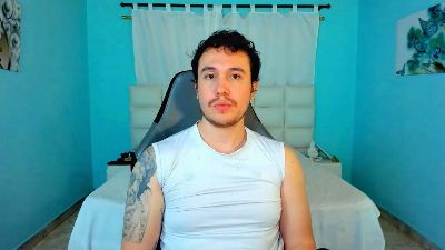 juan__jimenez live cam on Cam4