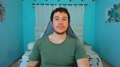 juan__jimenez live cam on Cam4