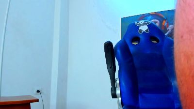 juan_hernandez live cam on Cam4