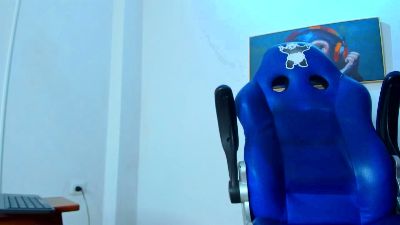juan_hernandez live cam on Cam4