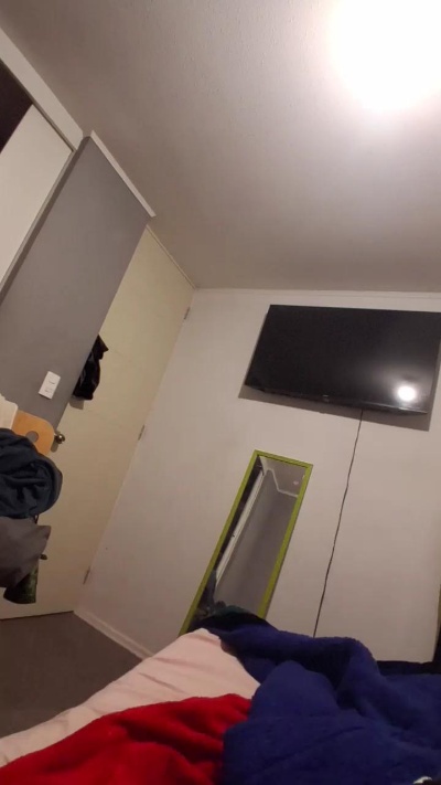 juanca228 live cam on Cam4