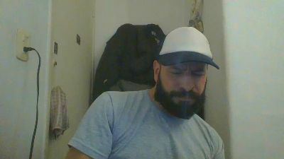 juanci_t live cam on Cam4