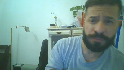 juanci_t live cam on Cam4