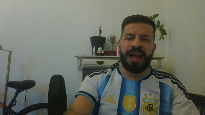 juanci_t live cam on Cam4
