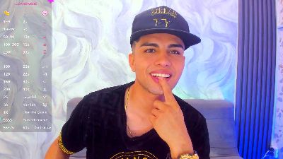 juanga_briel live cam on Cam4
