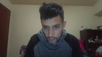 juanignacio19 live cam on Cam4