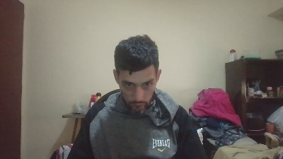 juanignacio19 live cam on Cam4