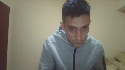 juanignacio19 live cam on Cam4