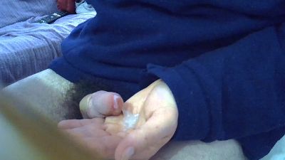 juaniv9 live cam on Cam4