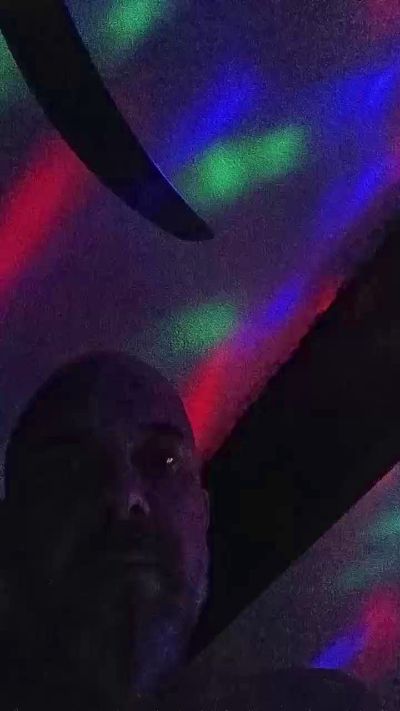 juanma33sm4 live cam on Cam4
