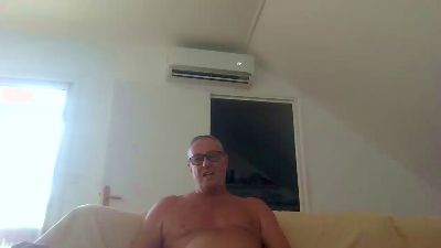 juantobanana live cam on Cam4