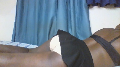 juicy_bella live cam on Cam4