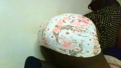 juicy_bella live cam on Cam4