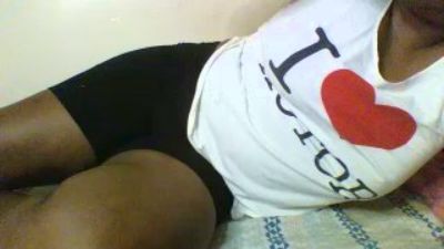juicy_bella live cam on Cam4