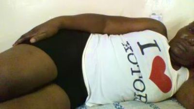 juicy_bella live cam on Cam4