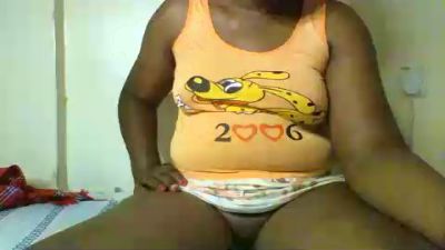 juicy_bella live cam on Cam4