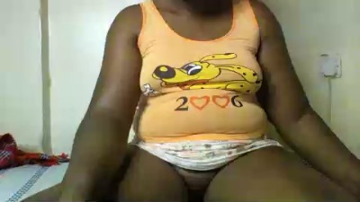 juicy_bella live cam on Cam4