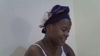juicy_bella live cam on Cam4