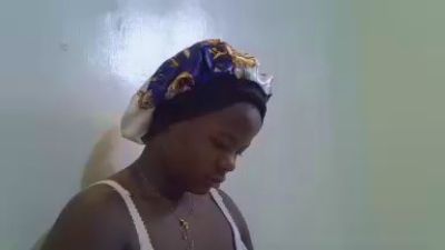 juicy_bella live cam on Cam4