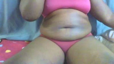 juicy_bella live cam on Cam4