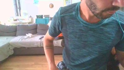 julespons08 live cam on Cam4