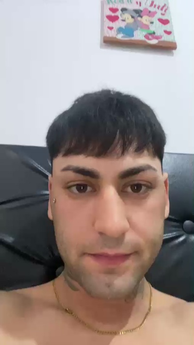 juli625 live cam on Cam4
